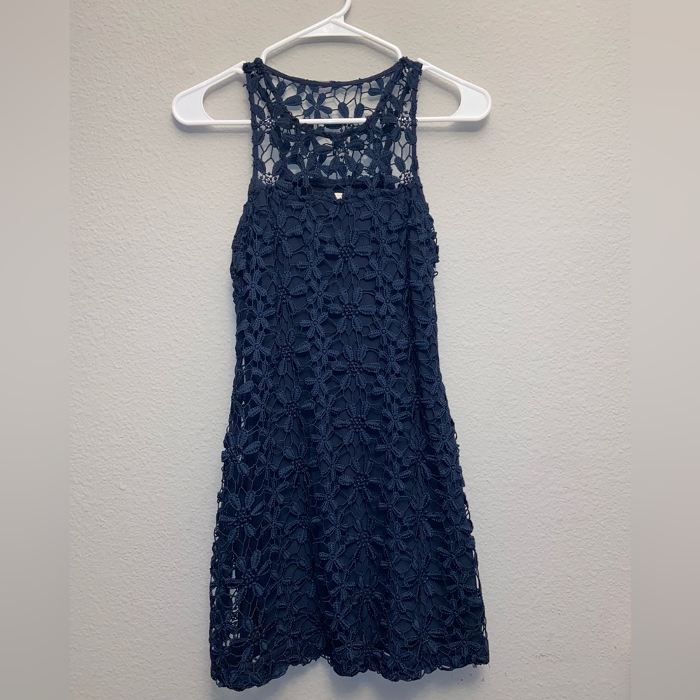 Hollister floral dress in navy blue. Size XS